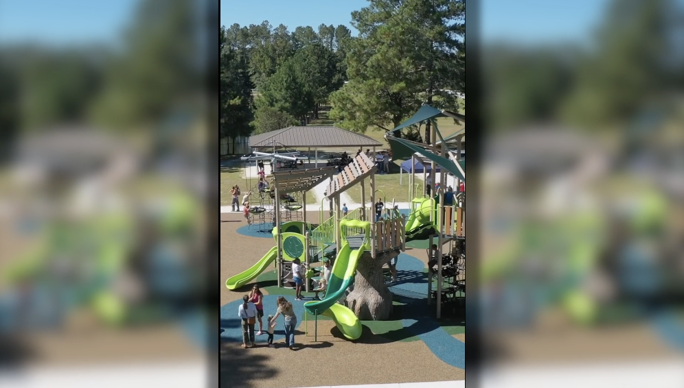 New Playground @ Hines Farm Park